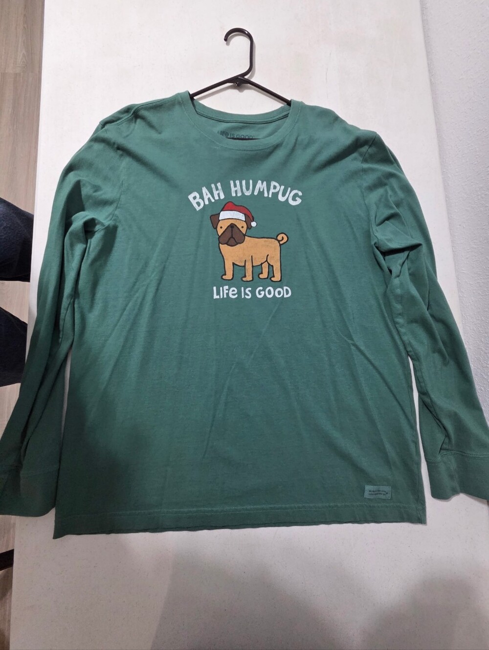NEW Life Is Good Green "Bah Humpug" Large Men's Long Sleeve Tee